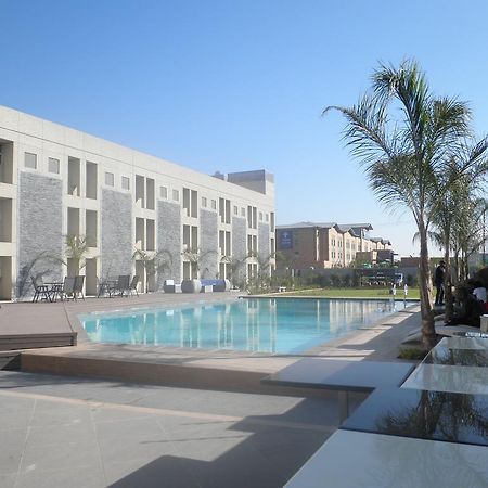 Aquarian Tide Hotel Gaborone Eksteriør billede