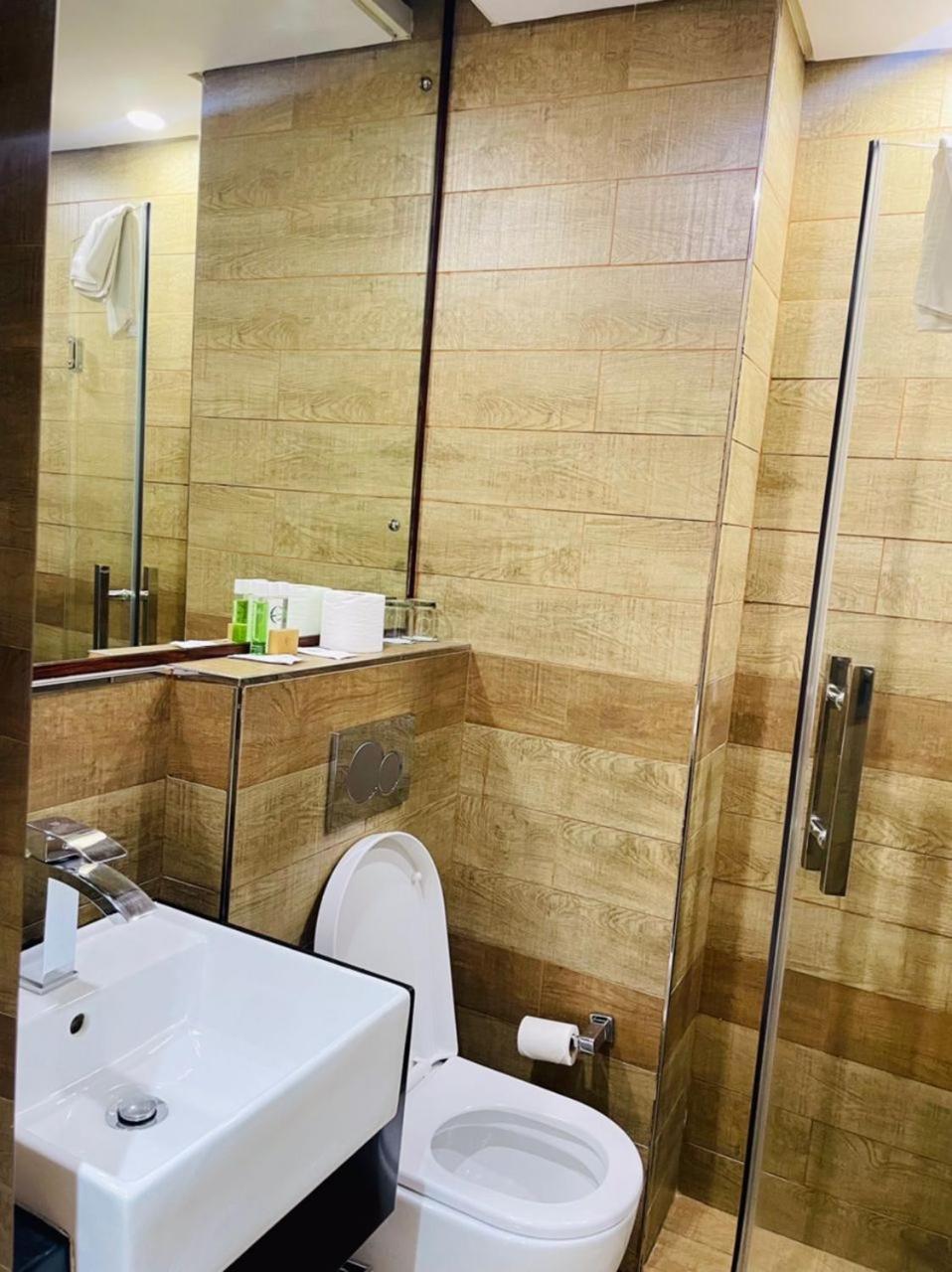 Aquarian Tide Hotel Gaborone Eksteriør billede