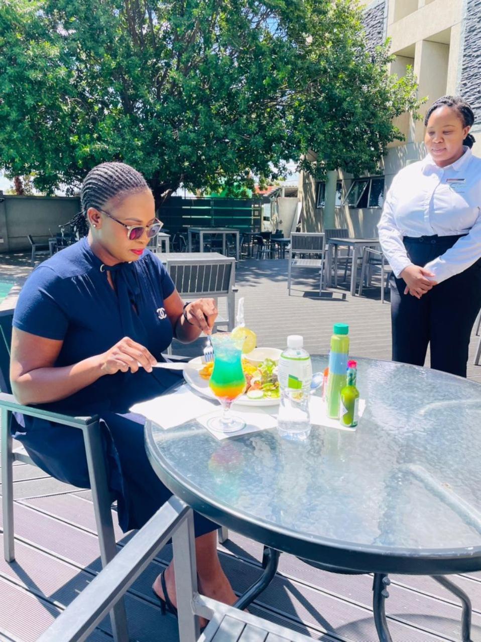 Aquarian Tide Hotel Gaborone Eksteriør billede